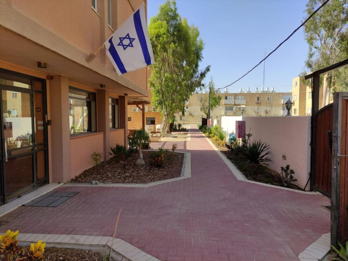 Hadass Desert Inn Dimona Exterior foto